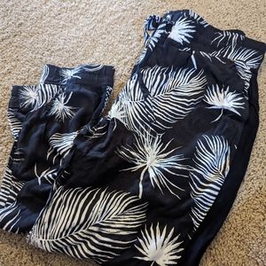 Hurley black and white beach jogger